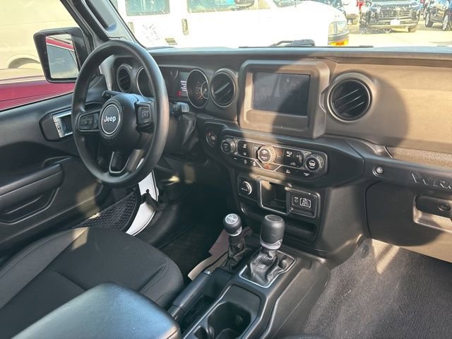 Used 2023 Jeep Wrangler Sport image 9