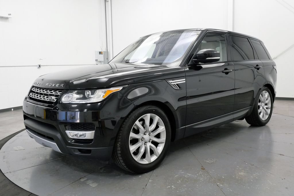 Used 2017 Land Rover Range Rover Sport HSE AWD/4WD image 3