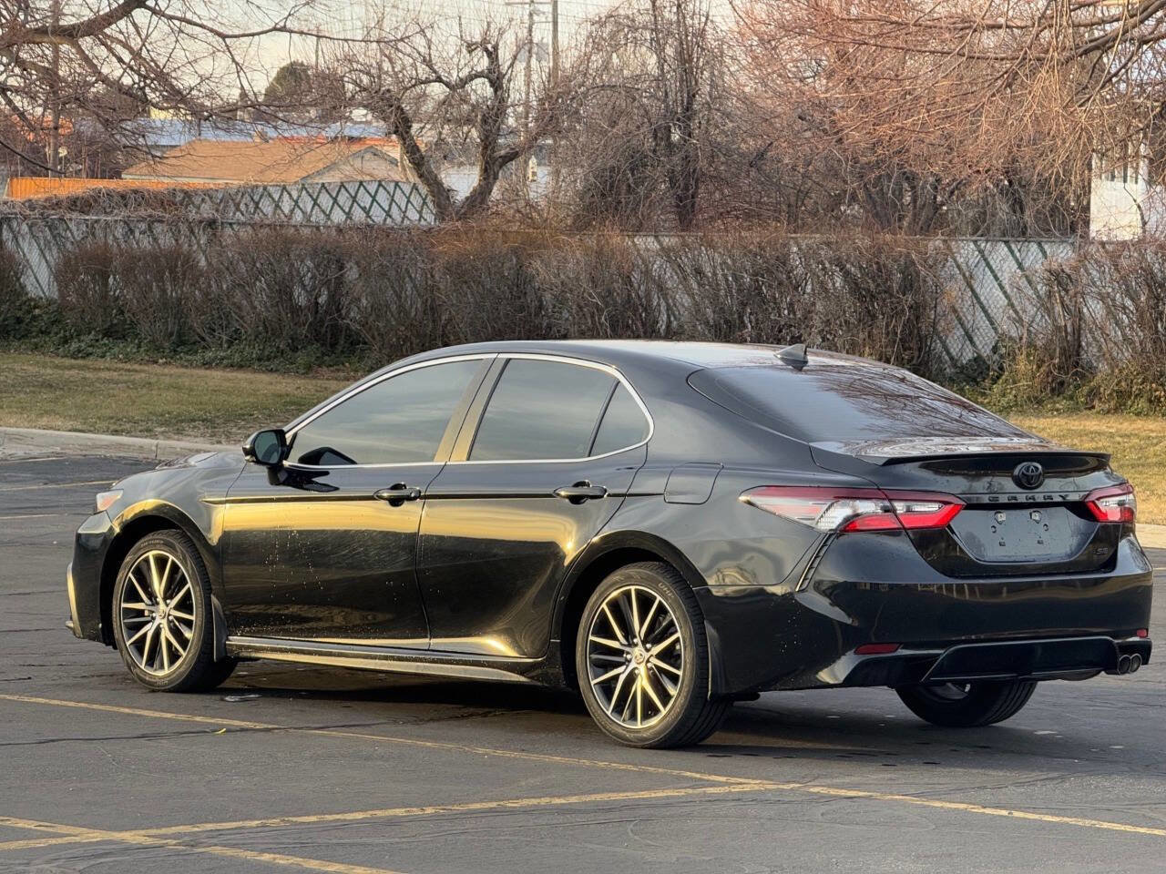 Used 2023 Toyota Camry SE w/ Convenience Package FWD image 7