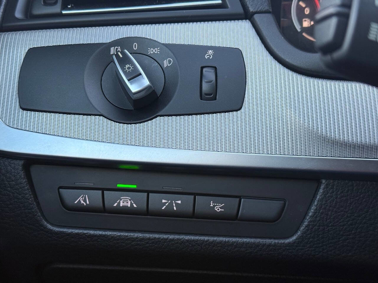 Used 2014 BMW M5 image 11