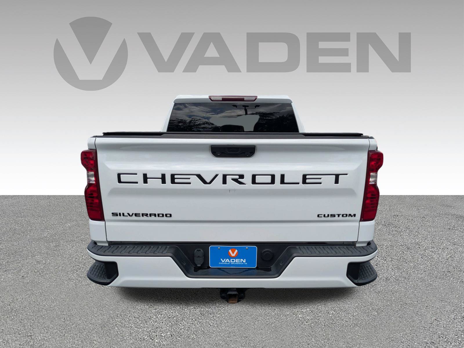 Used 2023 Chevrolet Silverado 1500 Custom w/ LPO, Dark Essentials Package AWD/4WD image 24