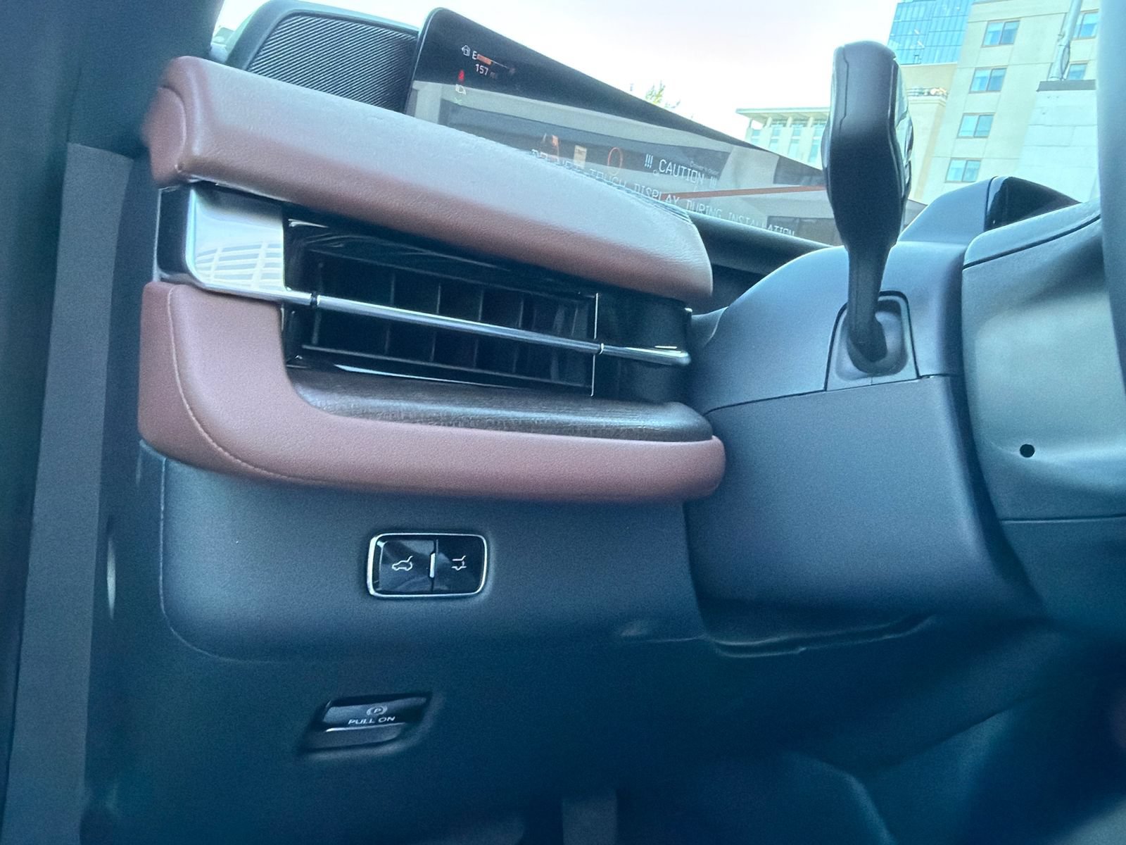 New 2026 Lincoln Navigator Reserve AWD/4WD image 33