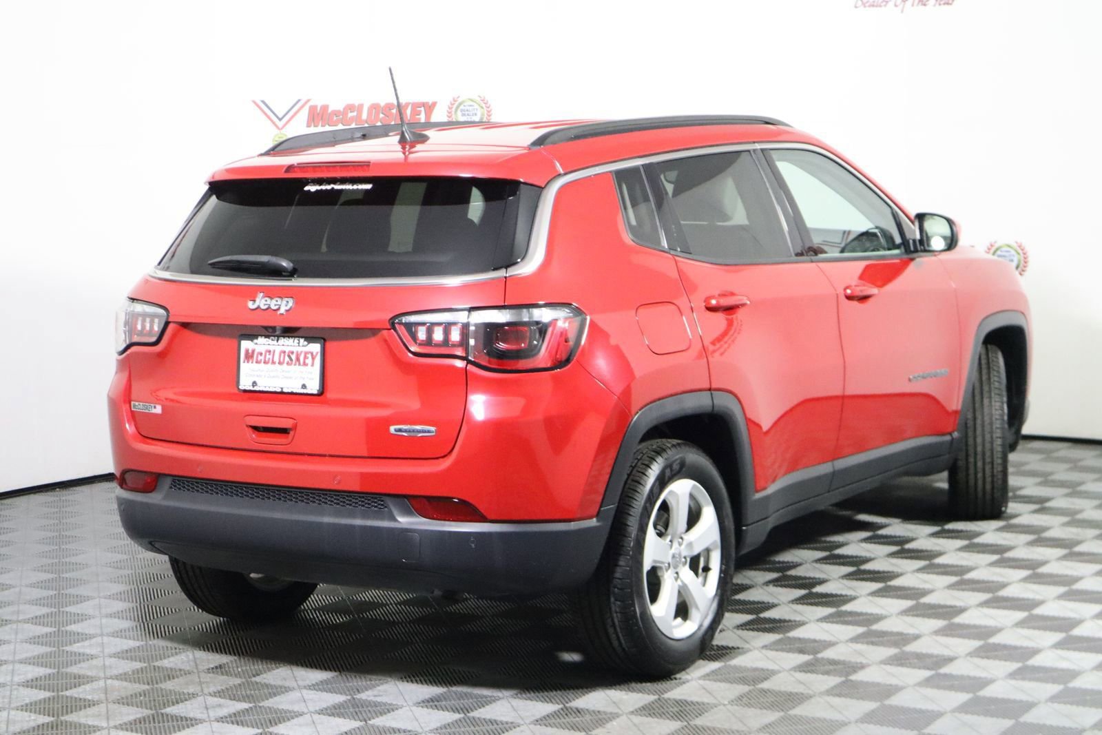 Used 2021 Jeep Compass Latitude w/ Driver Assistance Group image 9