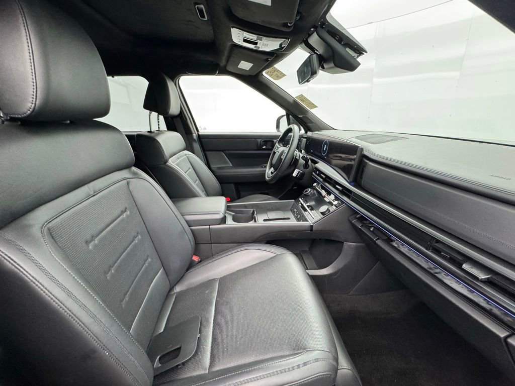 Used 2024 Hyundai Santa Fe Calligraphy image 11
