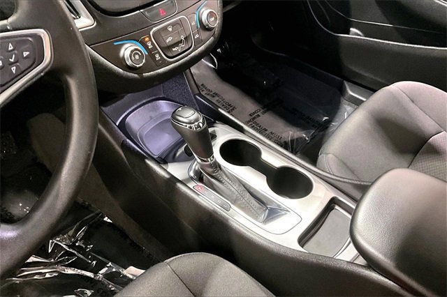 Used 2018 Chevrolet Malibu LS image 18