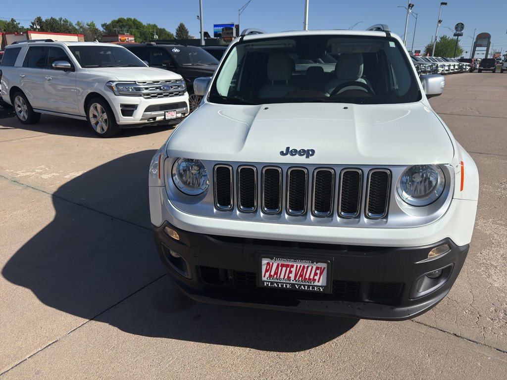 Used 2015 Jeep Renegade Limited AWD/4WD image 4