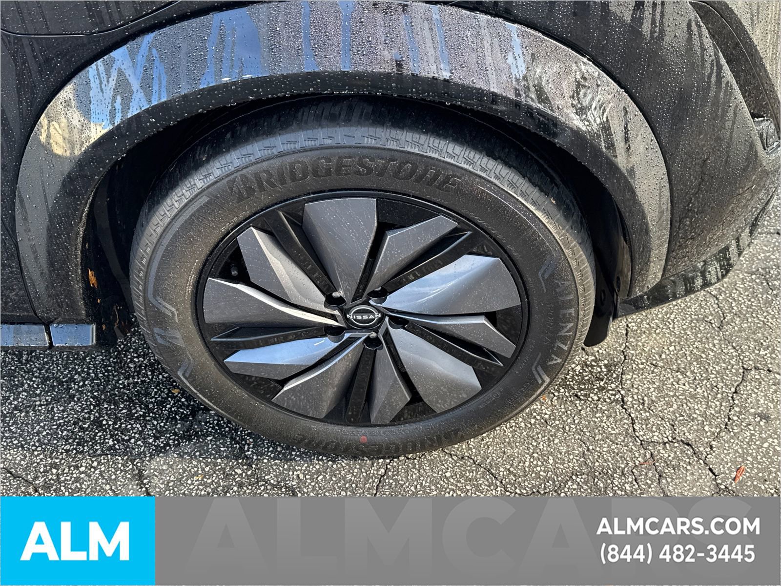 Used 2023 Nissan Ariya AWD image 14