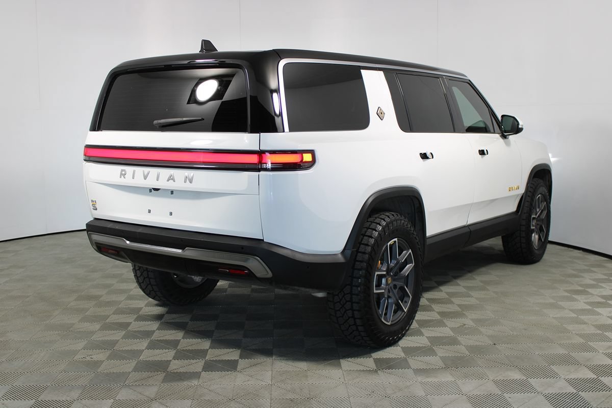 Used 2024 Rivian R1S Adventure Quad AWD/4WD image 5