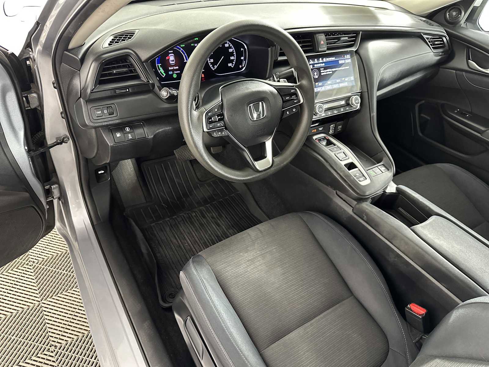 Used 2019 Honda Insight EX image 10