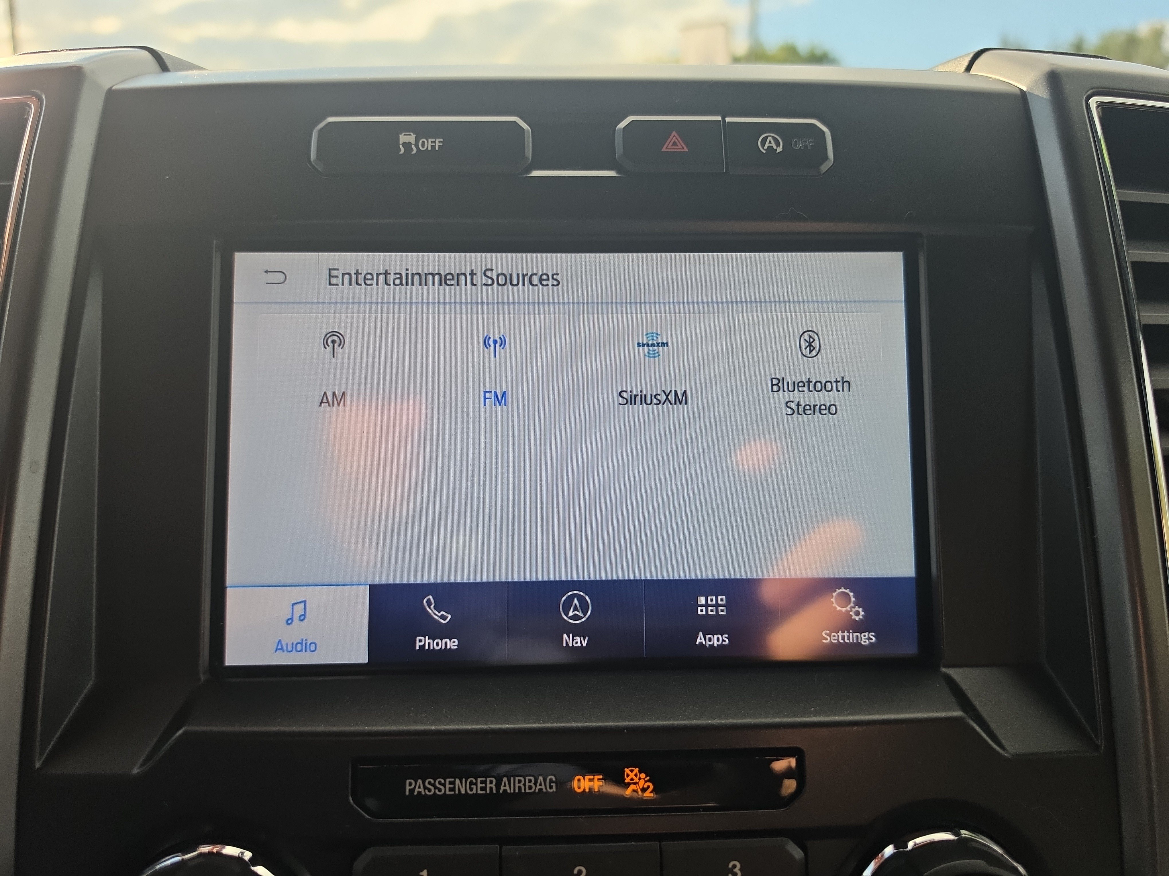 Used 2019 Ford F150 XLT w/ Equipment Group 302A Luxury AWD/4WD image 27