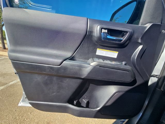 Used 2019 Toyota Tacoma TRD Off-Road image 26