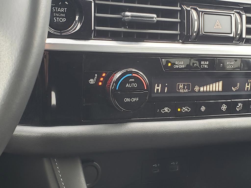 Certified 2025 Nissan Pathfinder SV image 40