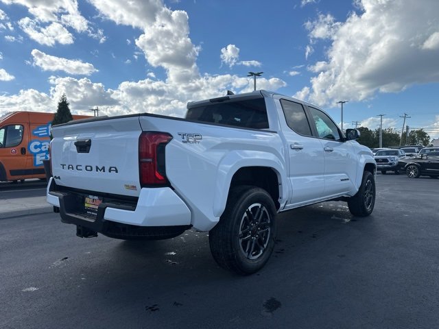New 2025 Toyota Tacoma TRD Sport image 7