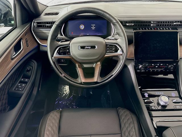 New 2025 Jeep Grand Cherokee L Summit w/ Obsidian Package image 23