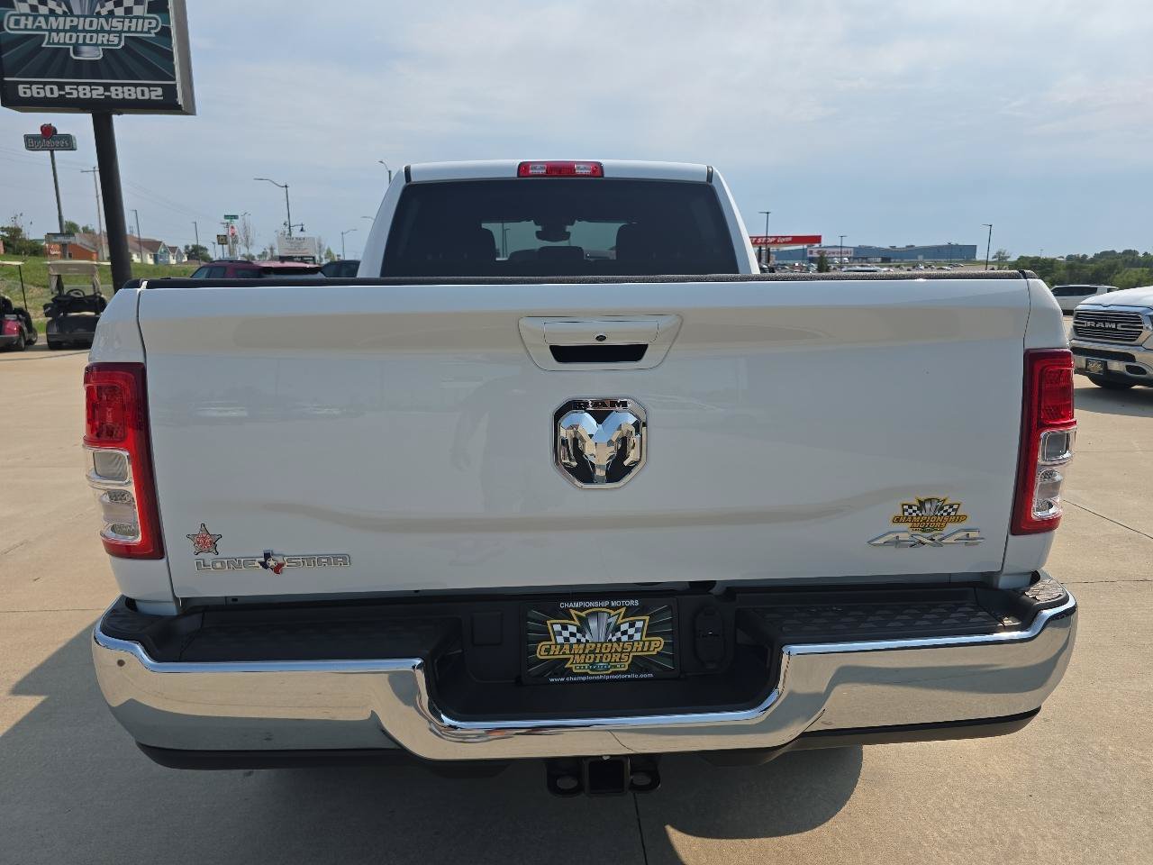 Used 2022 RAM 2500 Lone Star w/ Level A Equipment Group AWD/4WD image 4