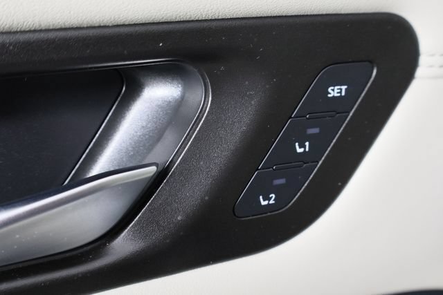 Used 2022 Nissan Pathfinder Platinum w/ Cargo Package FWD image 22