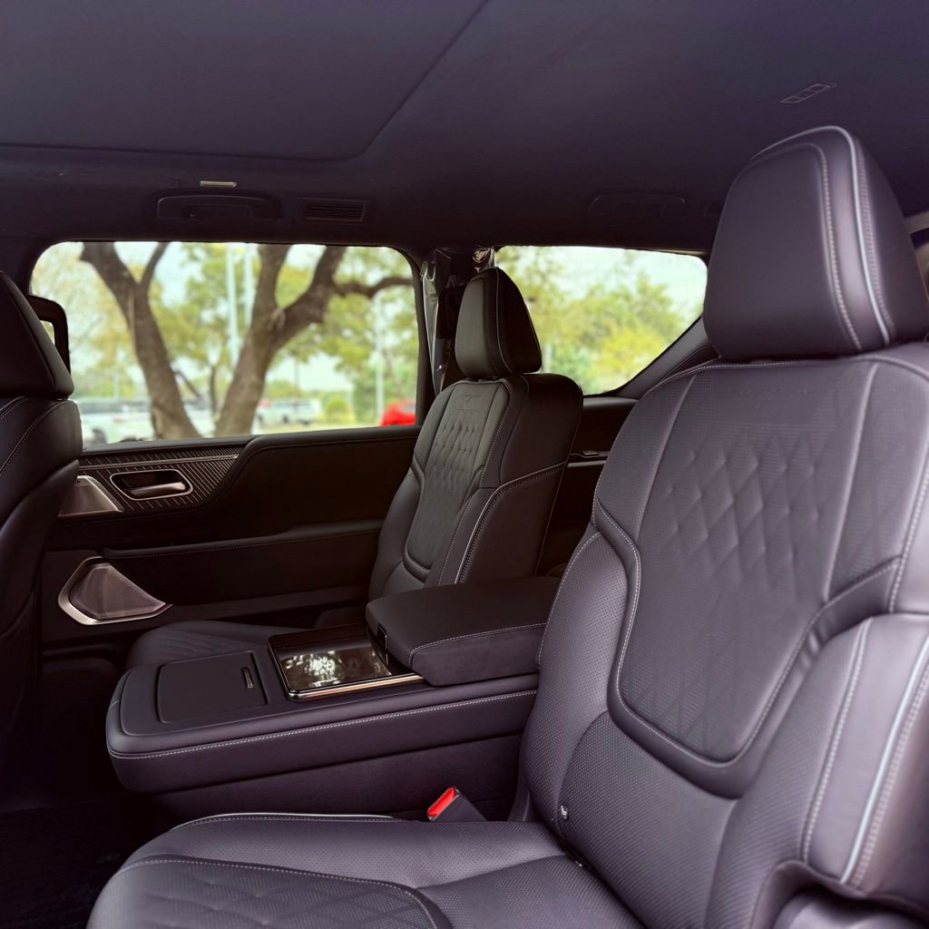 New 2026 INFINITI QX80 Autograph w/ Premium Cargo Package AWD/4WD image 31