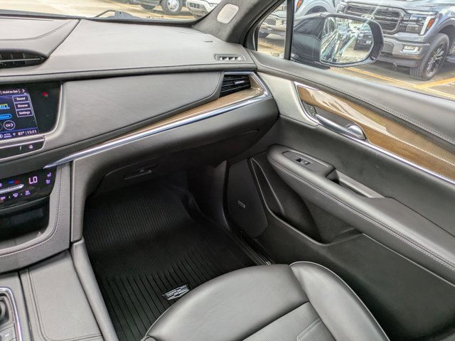 Used 2022 Cadillac XT5 Sportv w/ Platinum Package image 15