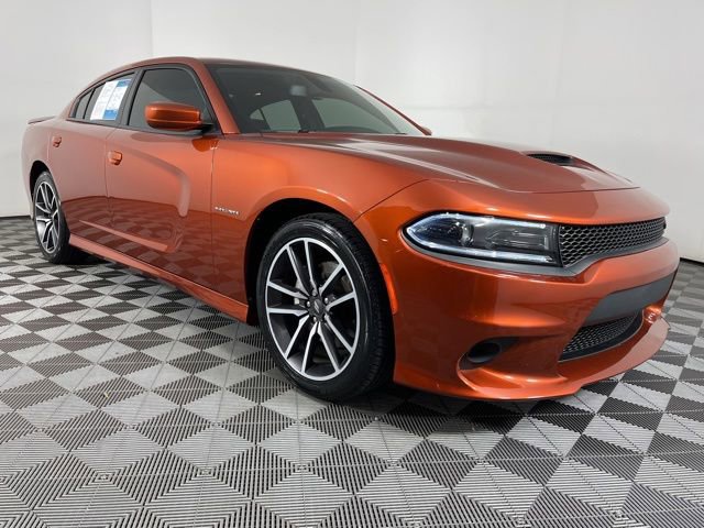 Used 2022 Dodge Charger R/T w/ Plus Group RWD image 3
