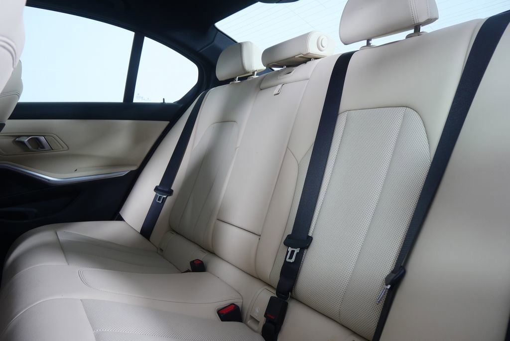 Certified 2024 BMW 330i Sedan image 15