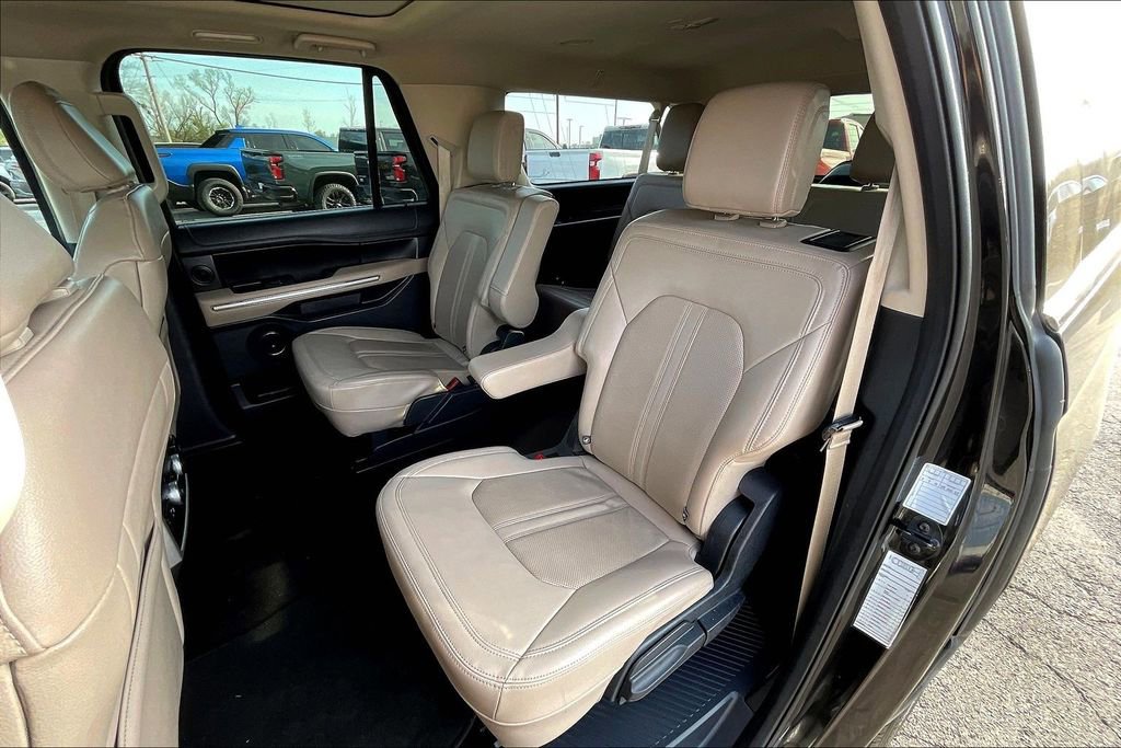Used 2023 Ford Expedition Max Limited image 28