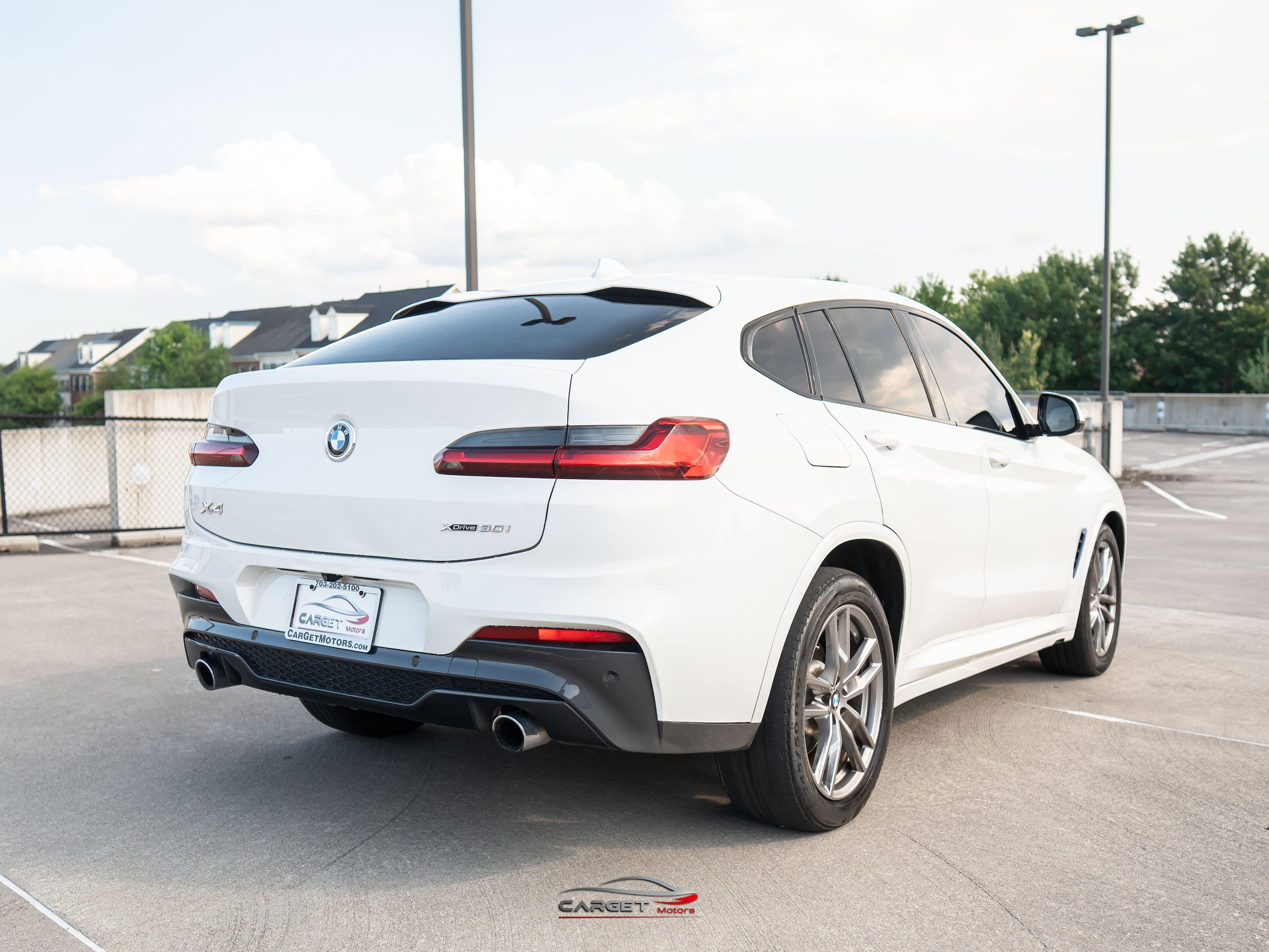Used 2021 BMW X4 xDrive30i w/ M Sport Package AWD/4WD image 7