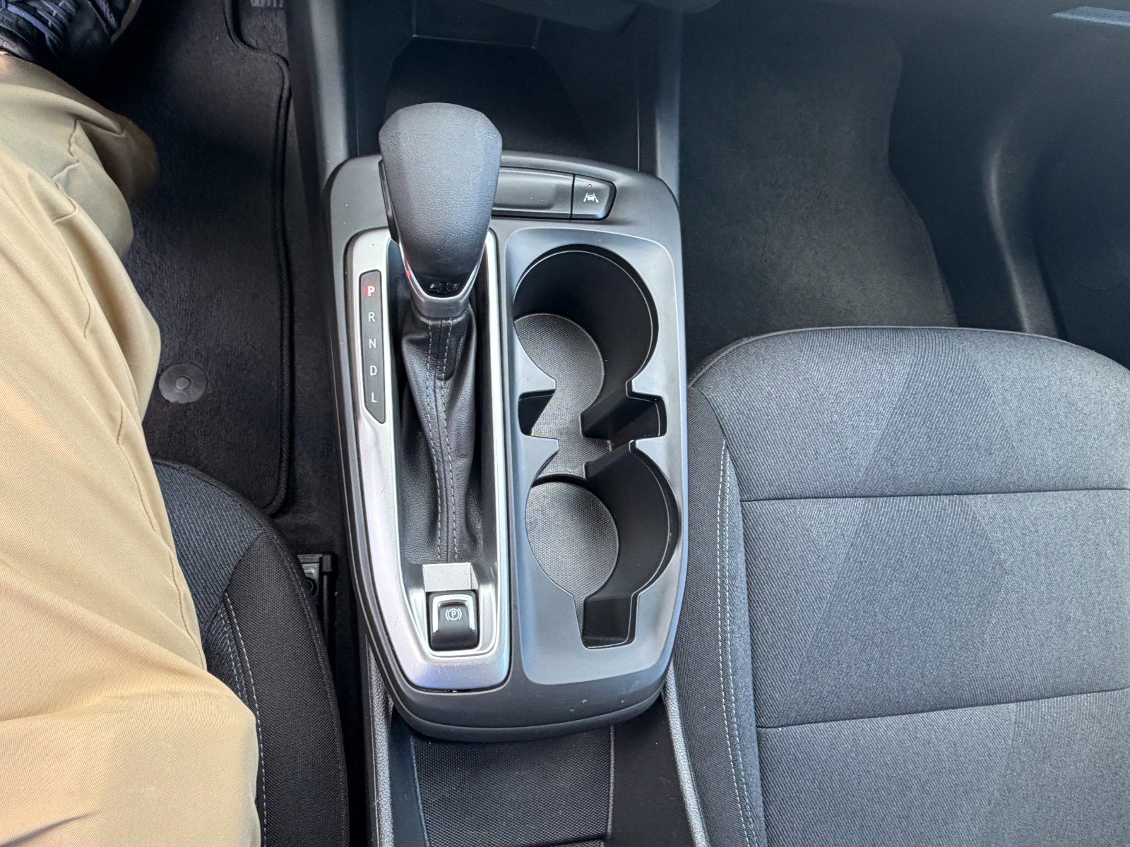 Certified 2025 Chevrolet Trax LS FWD image 24