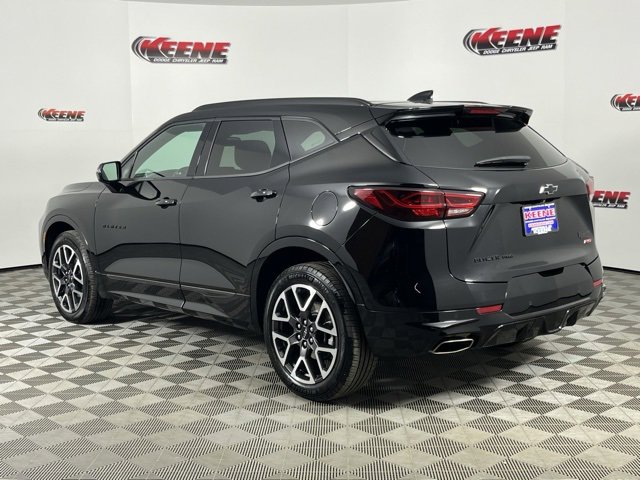 Used 2024 Chevrolet Blazer RS w/ Enhanced Convenience Package image 6