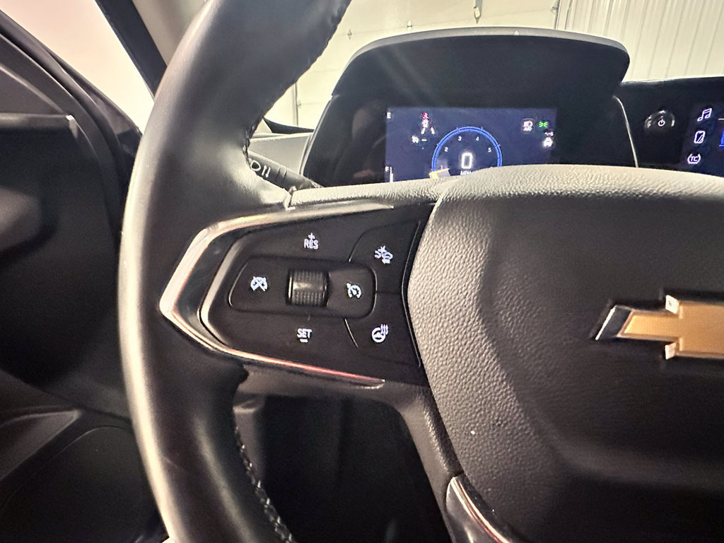Used 2024 Chevrolet Trax LT w/ Driver Confidence Package FWD image 34