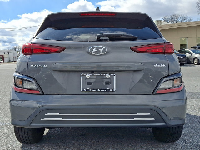 Certified 2023 Hyundai Kona SE w/ Cargo Package image 5