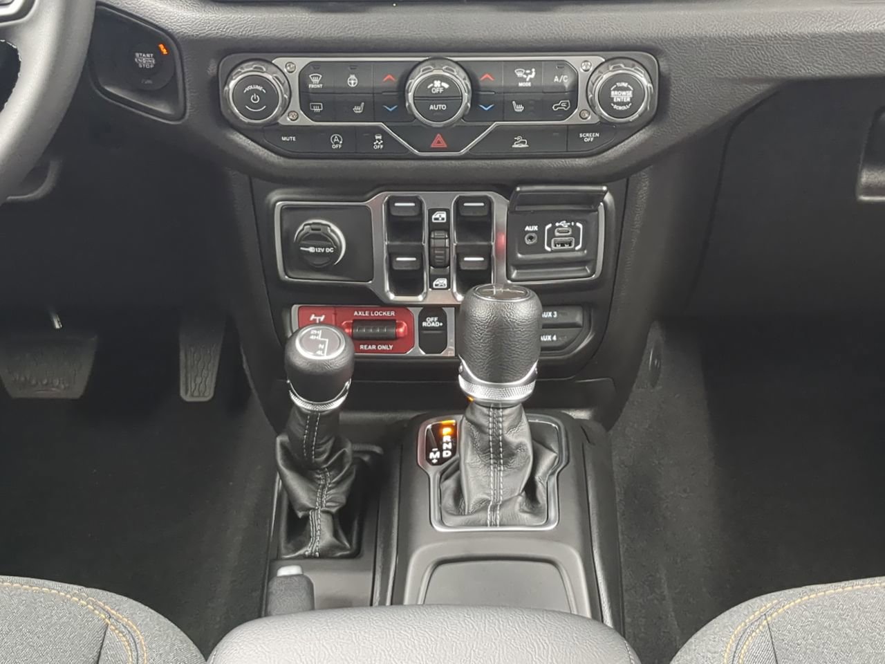 New 2026 Jeep Gladiator Willys AWD/4WD image 17