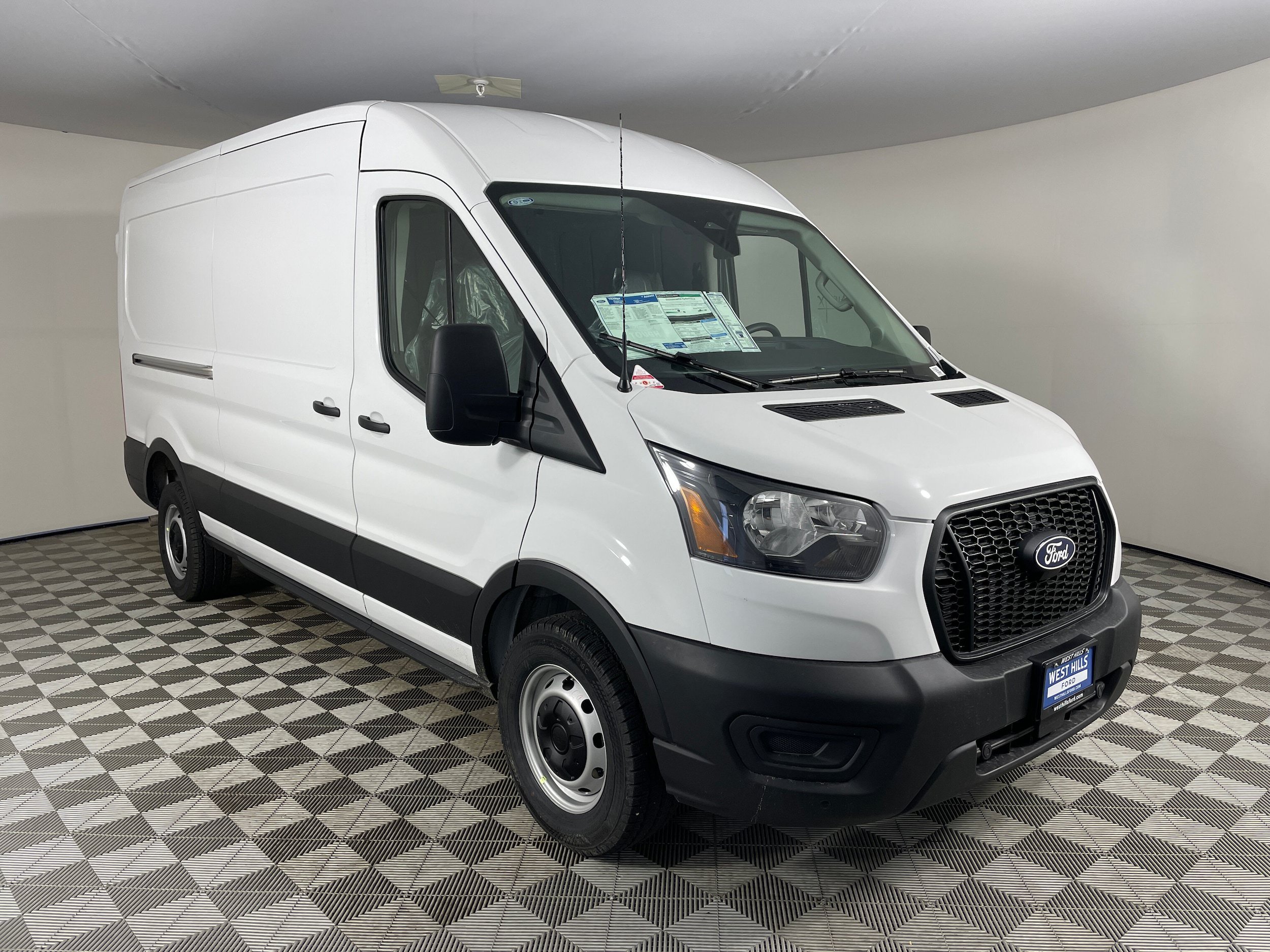 New 2026 Ford Transit 250 148 Medium Roof RWD image 7