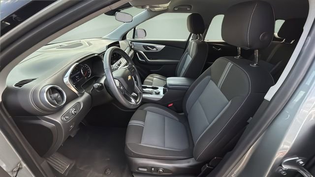 Used 2023 Chevrolet Blazer LT w/ LPO, Black Grille Bar Package image 18