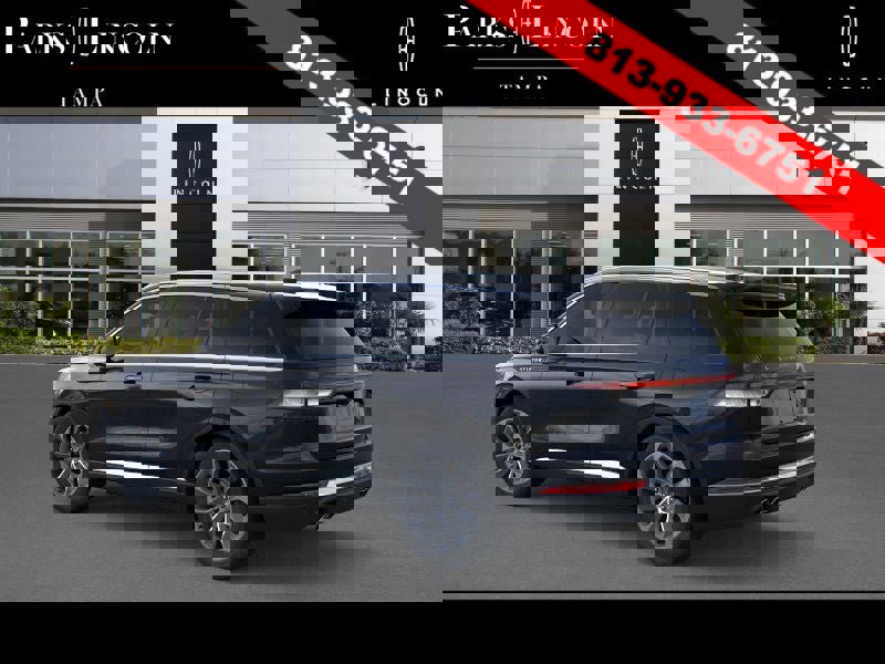 New 2026 Lincoln Aviator 2WD image 4
