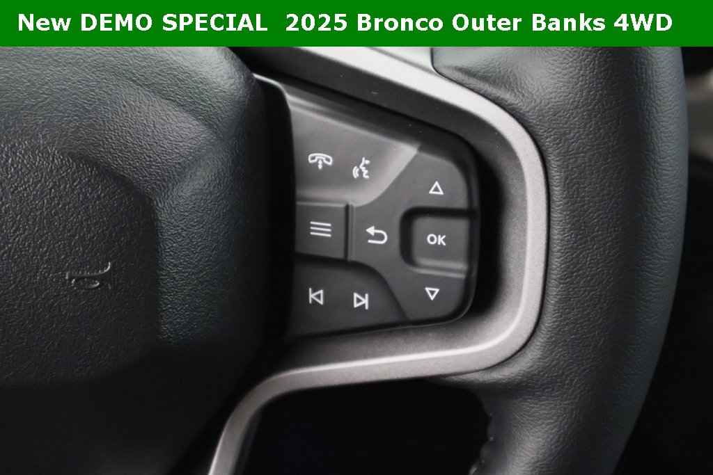 New 2025 Ford Bronco Outer Banks image 18