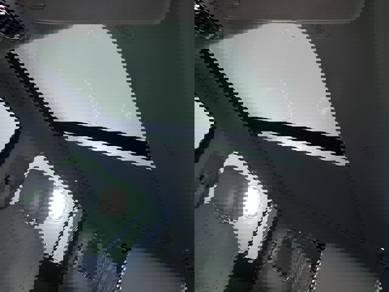 Used 2024 Jeep Wagoneer L Series III w/ Premium Group I image 11