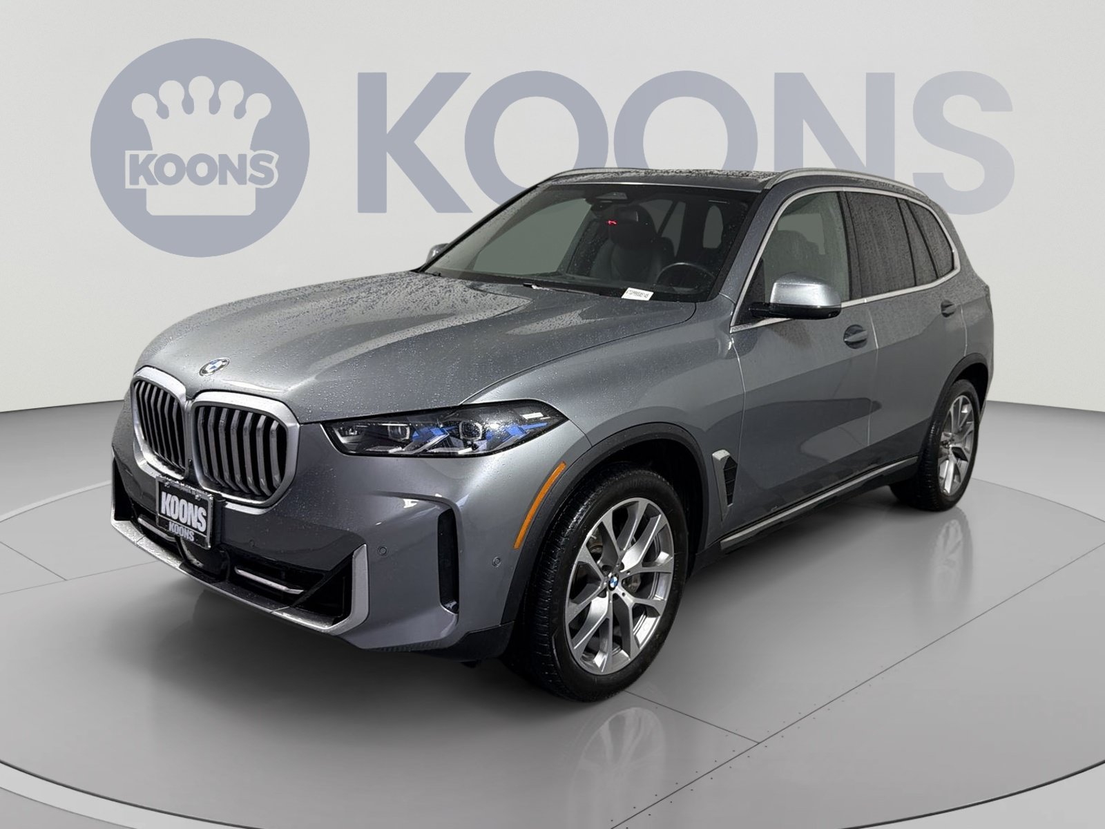 Used 2024 BMW X5 xDrive40i w/ Premium Package AWD/4WD image 1