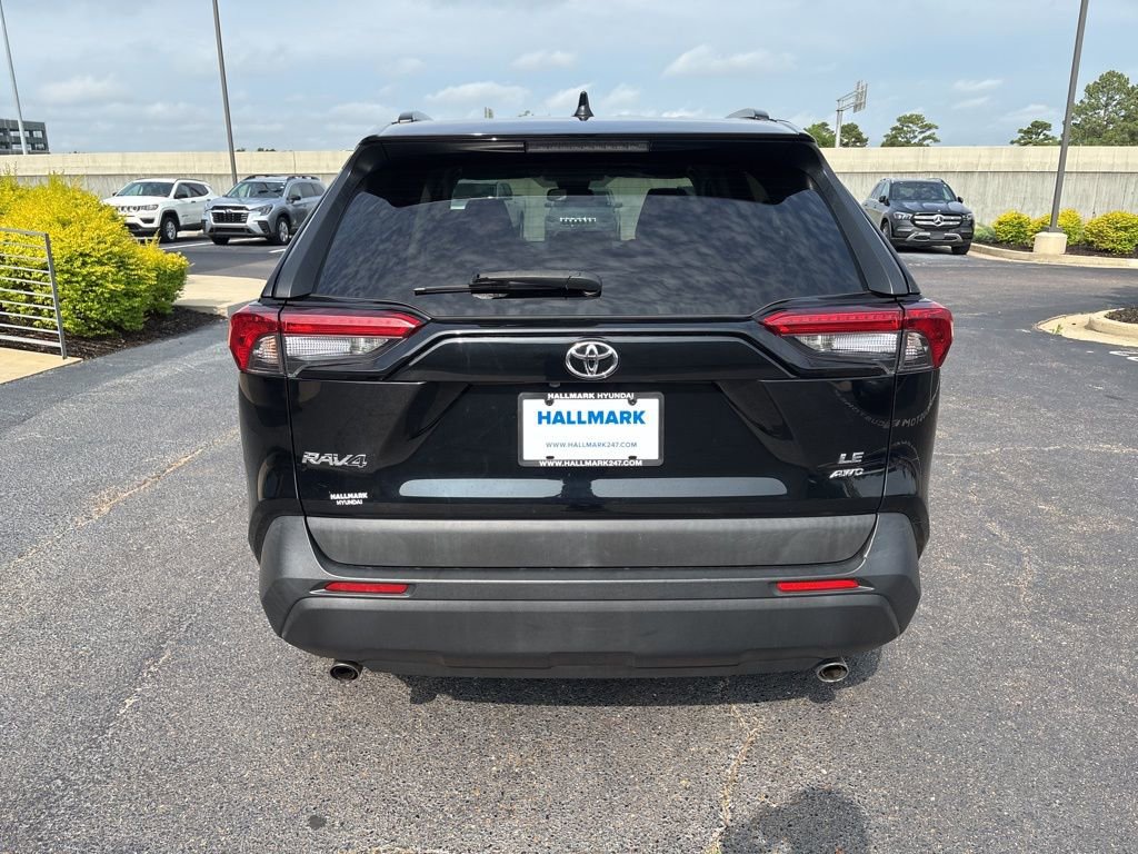 Used 2019 Toyota RAV4 LE w/ All Weather Liner Package AWD/4WD image 6