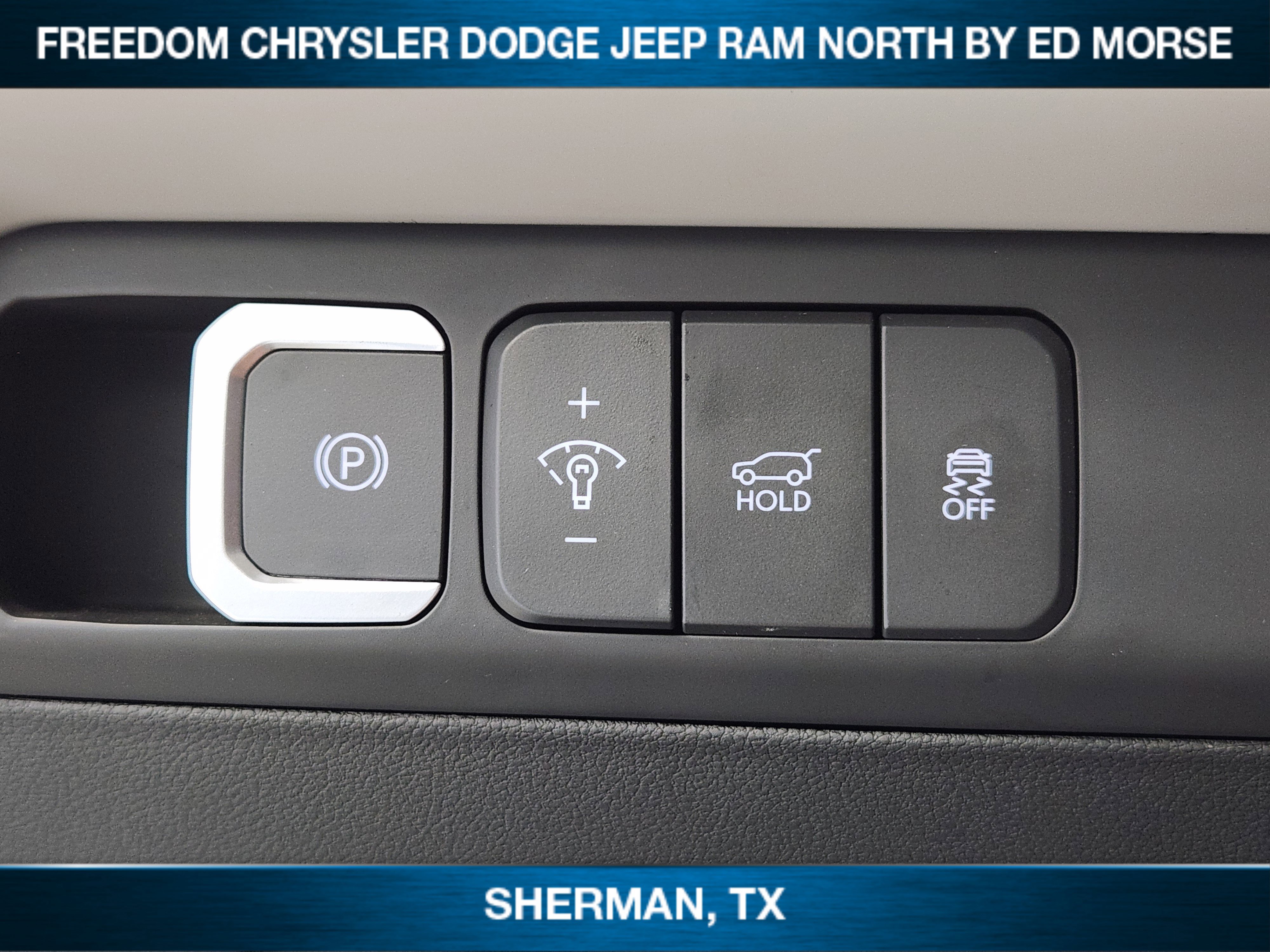 Used 2025 Hyundai Santa Fe SEL image 17