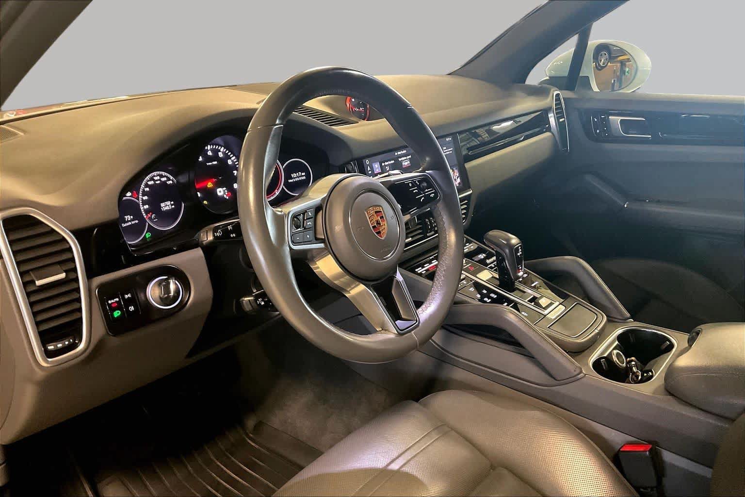 Used 2019 Porsche Cayenne AWD/4WD image 15