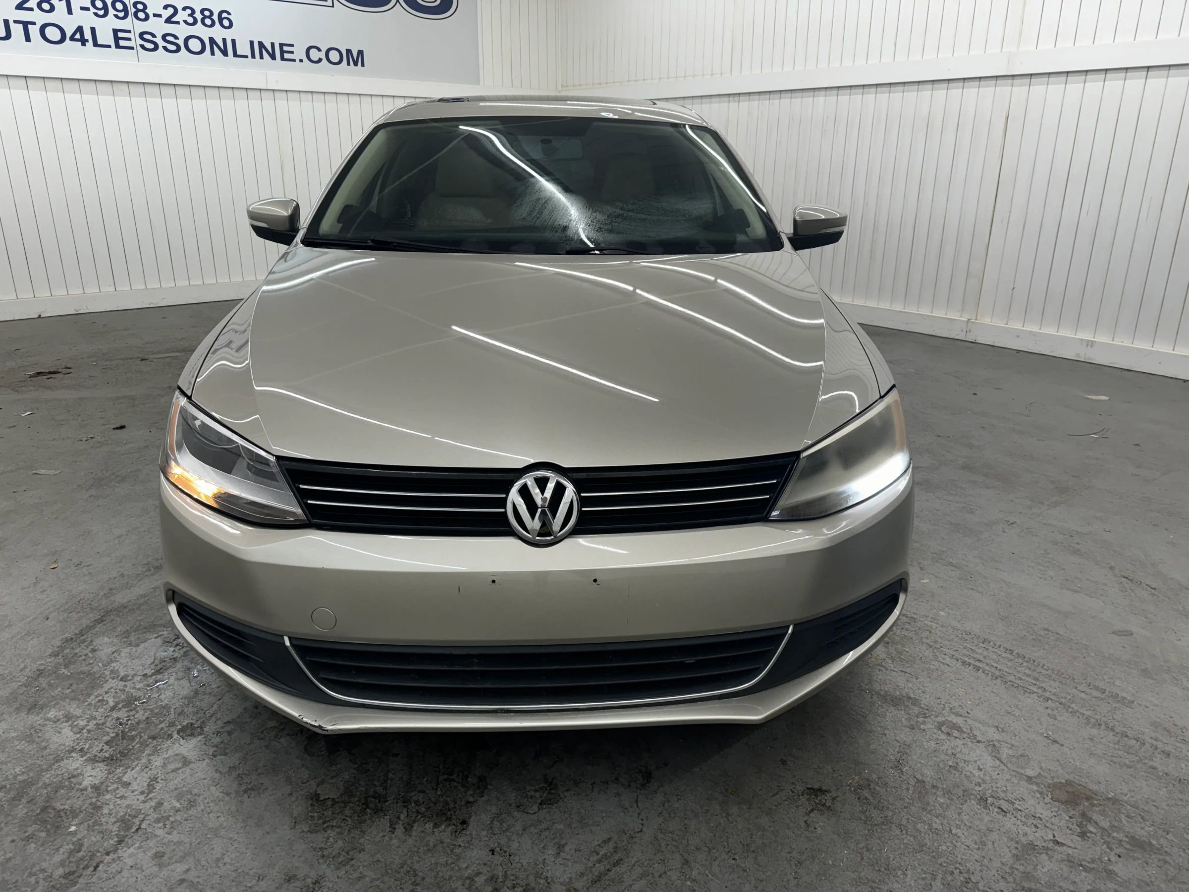 Used 2013 Volkswagen Jetta TDI image 2