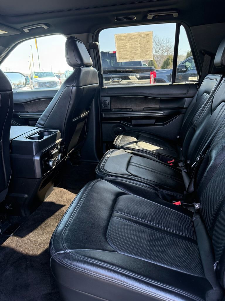 Used 2021 Ford Expedition Max Limited image 20