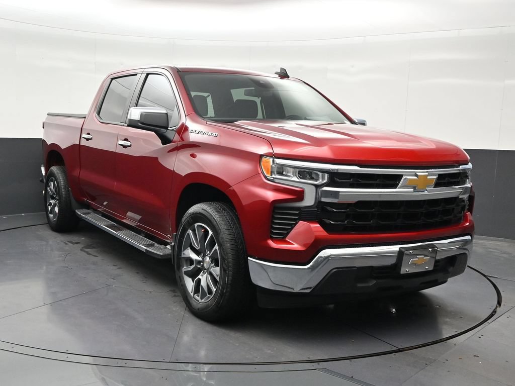 Used 2024 Chevrolet Silverado 1500 LT RWD image 8