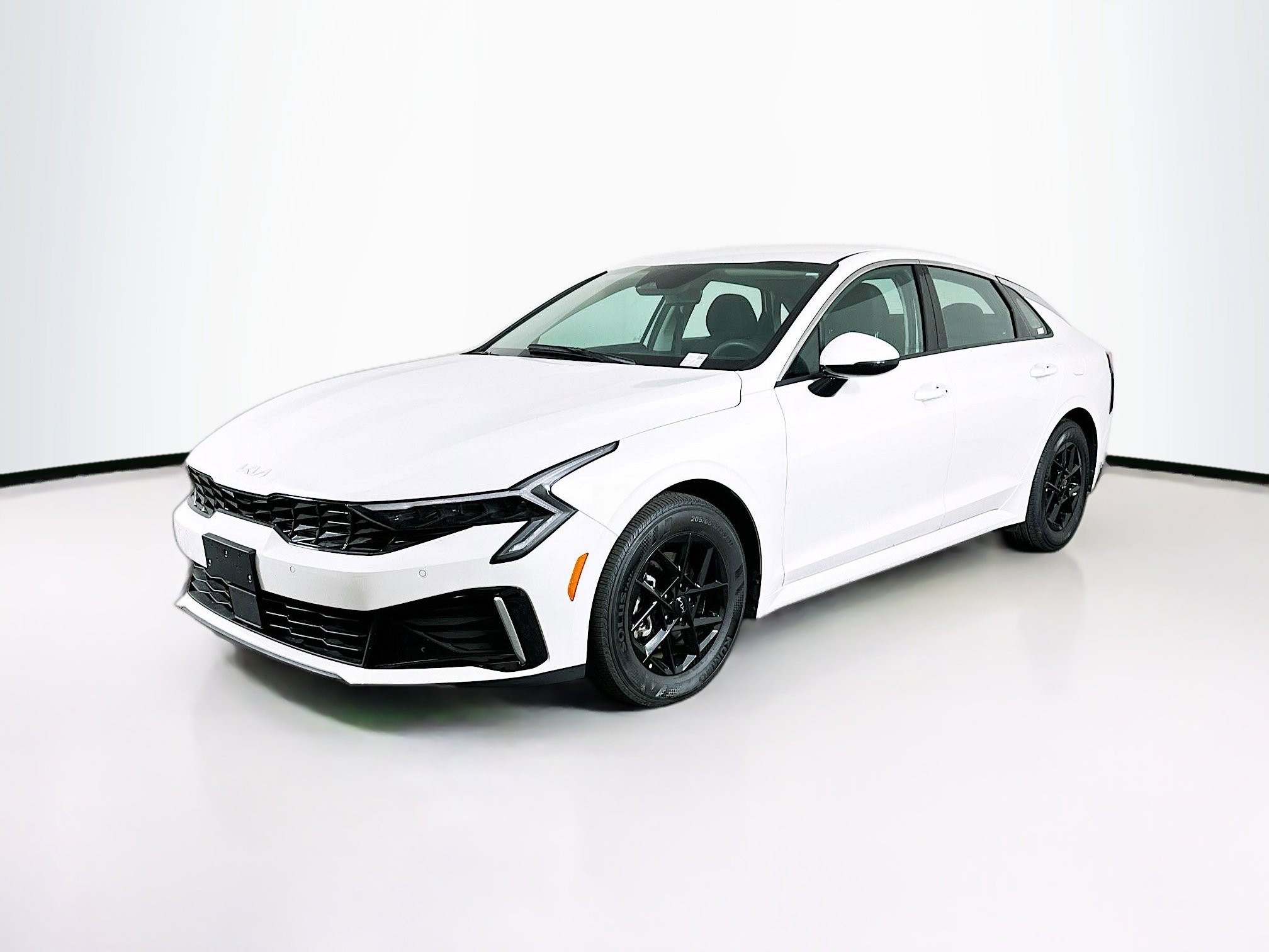 Used 2025 Kia K5 LXS FWD image 3