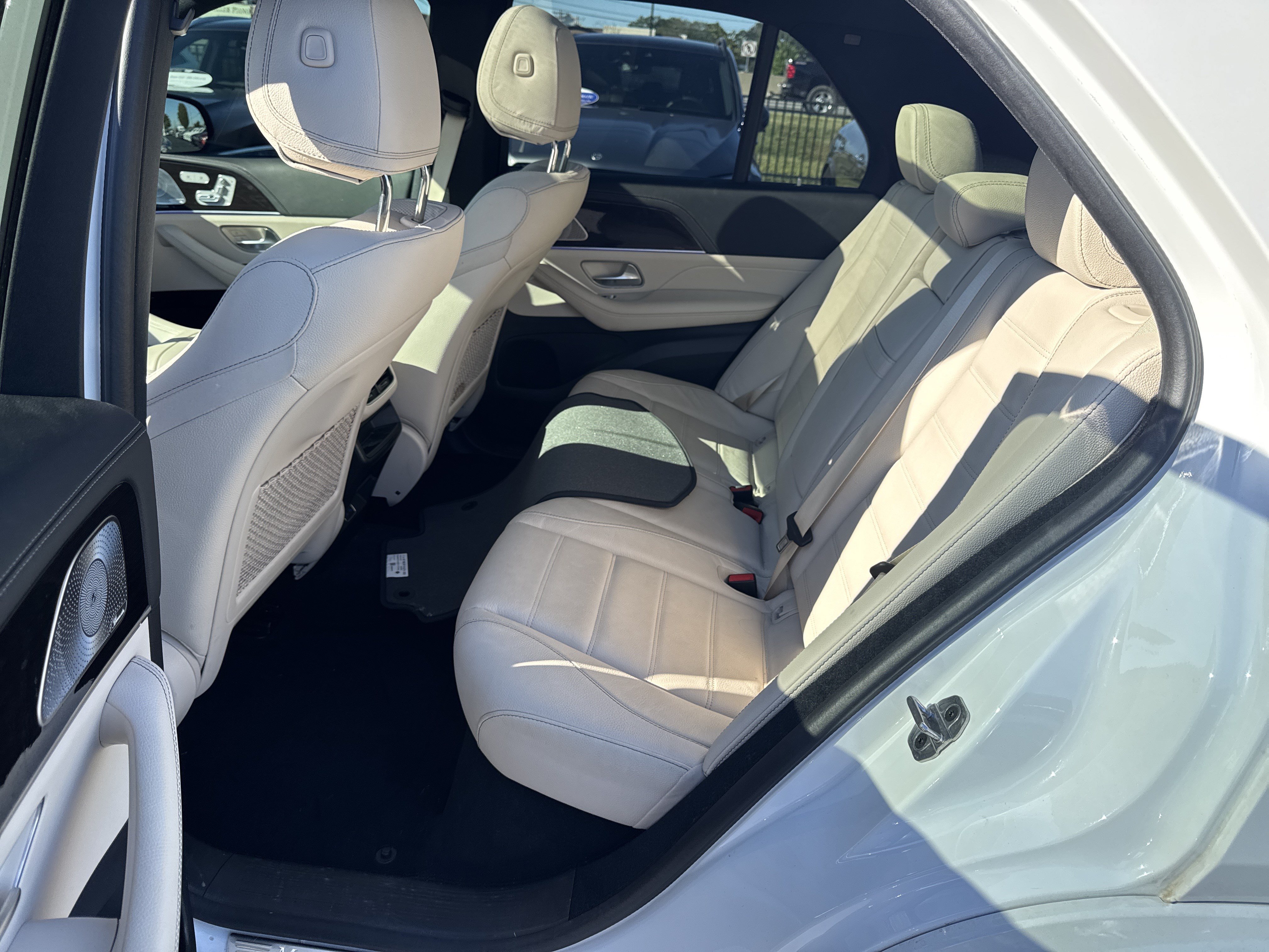 Used 2024 Mercedes-Benz GLE 450 4MATIC image 33