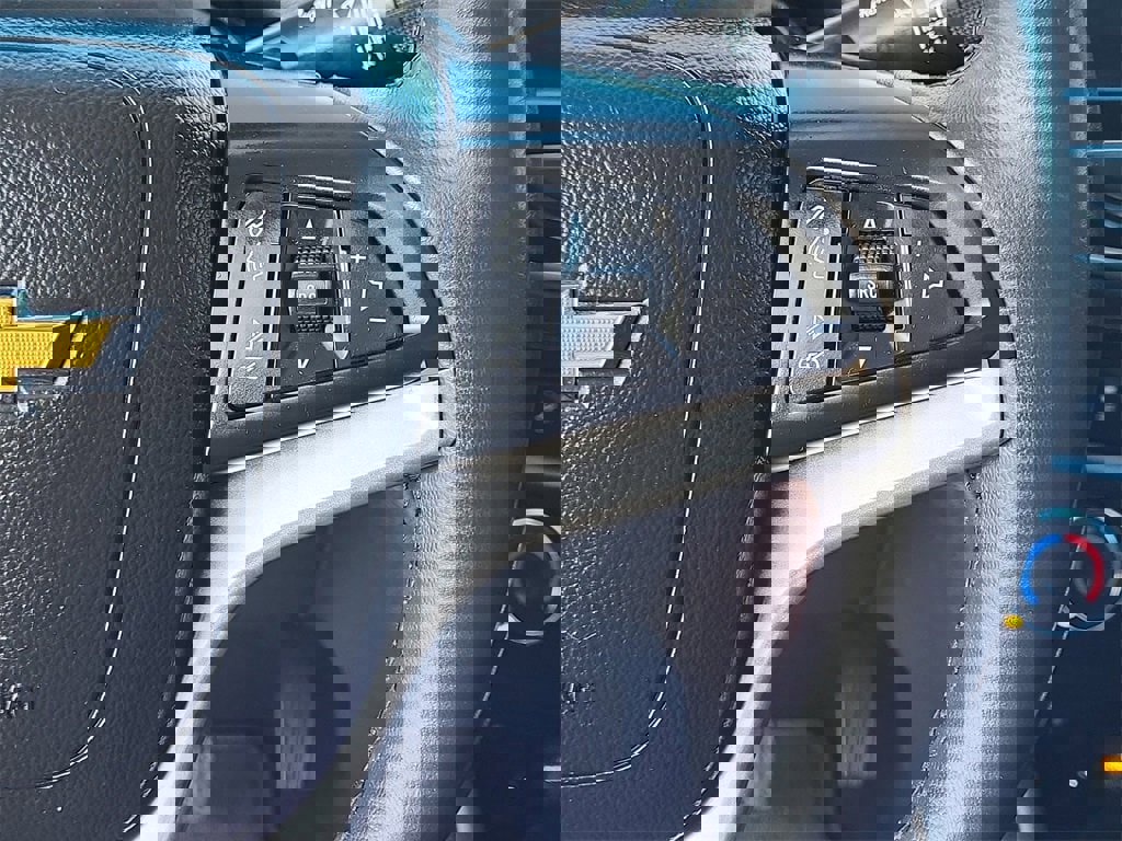 Certified 2020 Chevrolet Trax LT w/ LT Convenience Package image 21