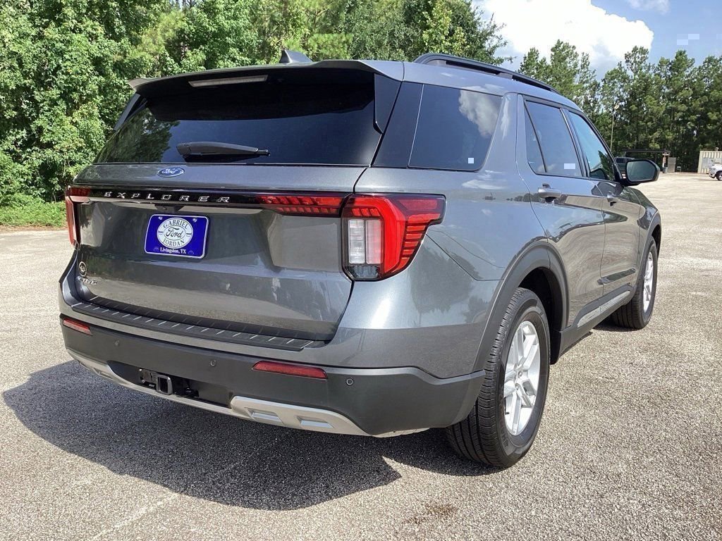 New 2025 Ford Explorer Active w/ Active Comfort Package image 5