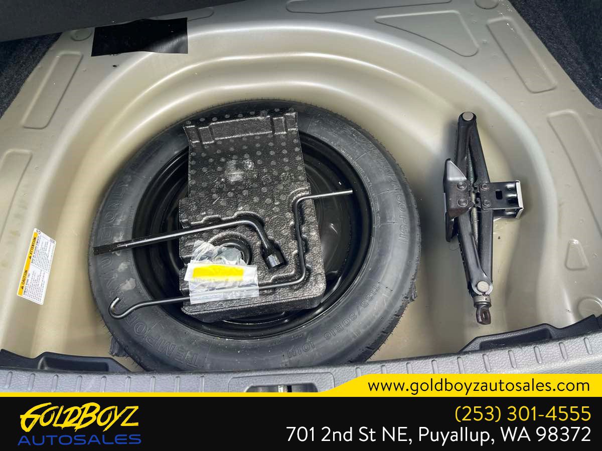Used 2018 Toyota Corolla XSE w/ Carpet Mat Package (TMS) FWD image 19