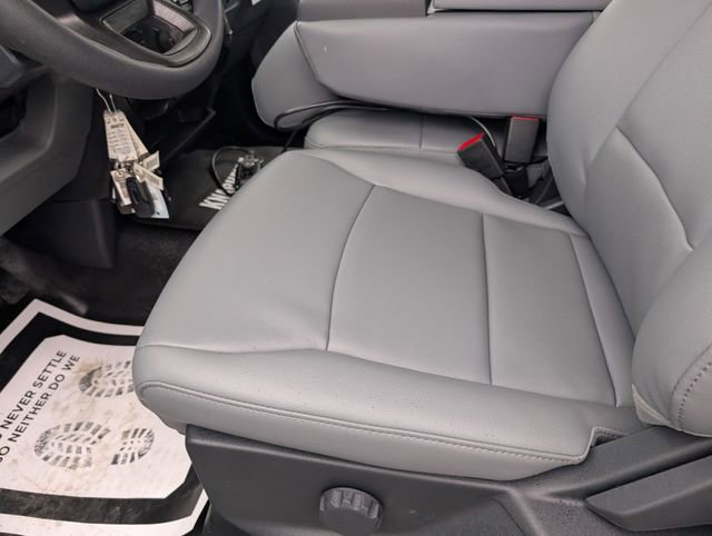 New 2026 Ford F550 4x4 Crew Cab image 25