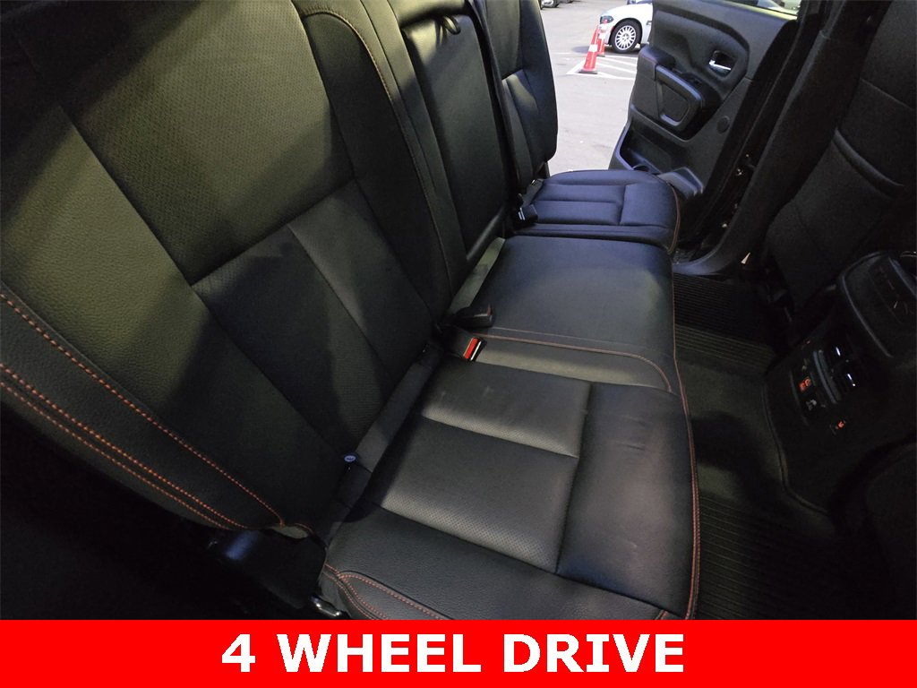 Used 2023 Nissan Titan PRO-4X w/ Pro-4x Convenience Package image 11